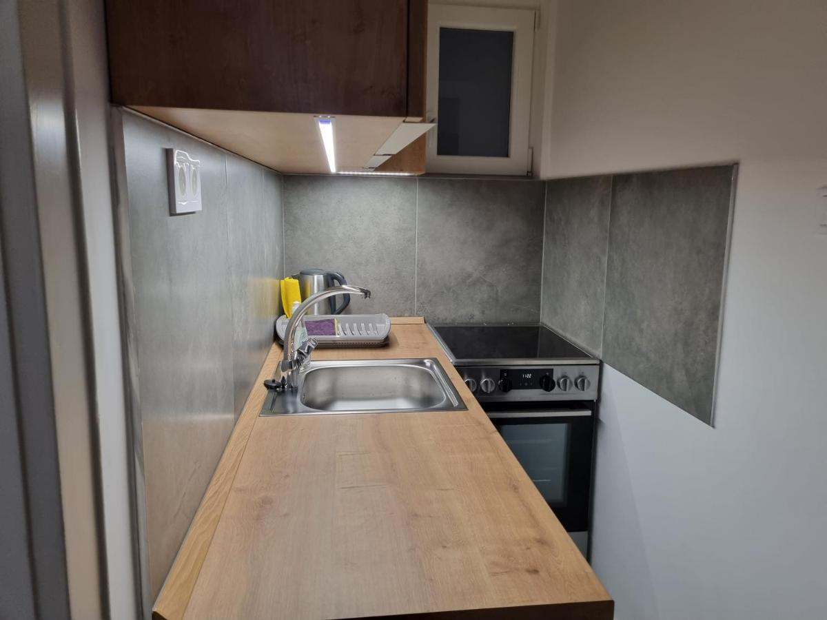 Downtown Studio Apartman Πετς Εξωτερικό φωτογραφία