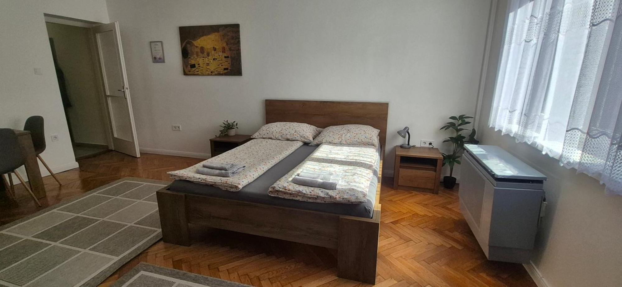 Downtown Studio Apartman Πετς Εξωτερικό φωτογραφία